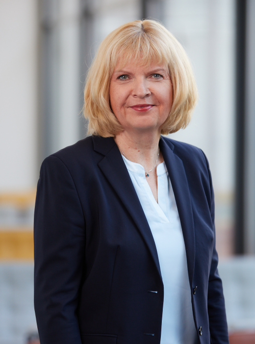 Prof. Dr. Claudia Wöhler